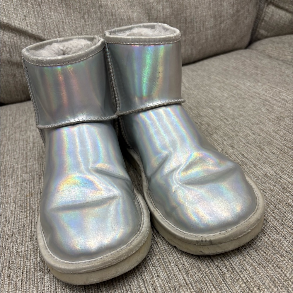 UGG Iridescent boots. Size 9